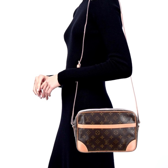 Louis Vuitton Monogram Trocadero MM Crossbody - Picture 2 of 14